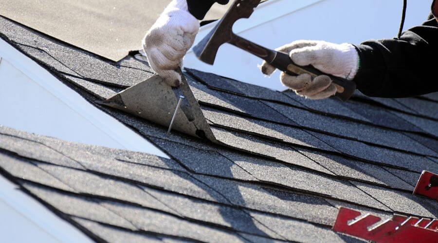 Expert Emergency Roof Repairs services in Oilton, OK